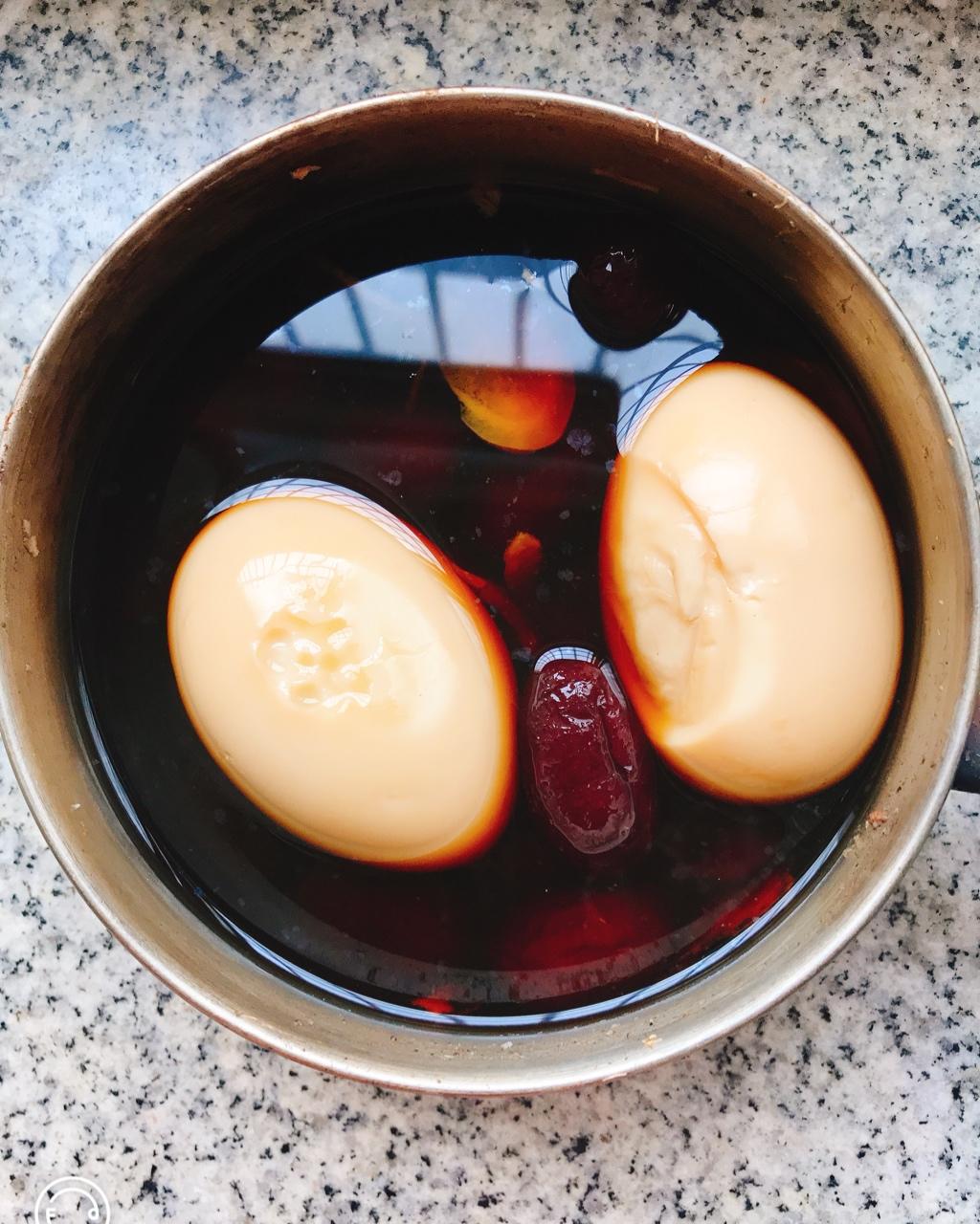 作品 晓菜包做的午餐2018年2月28日 当归红枣炖鹅蛋 鉴于我现在的身体