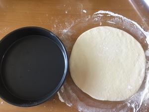 酥脆薄底香浓芝士～夏威夷风情披萨🍕来袭（9寸）的做法 步骤4
