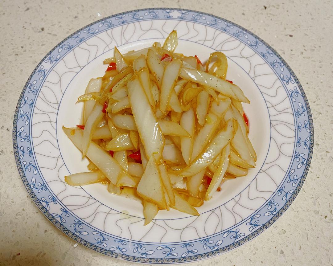 让你轻松干掉三碗大米饭的酸辣白菜梆子