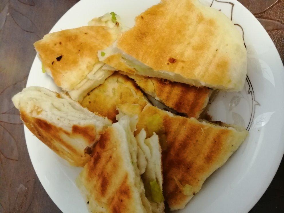 九层葱花发面饼