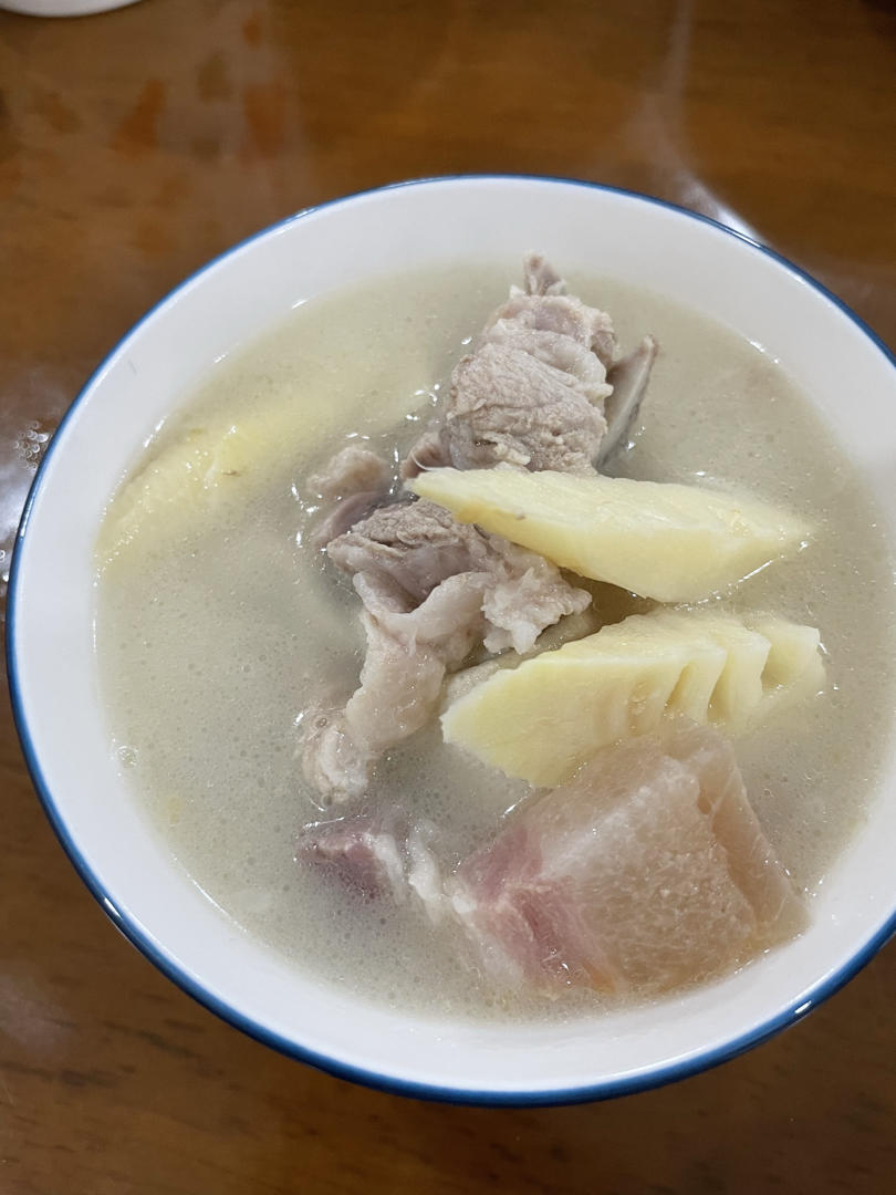中餐｜浓郁奶白的腌笃鲜（白汤的秘密）