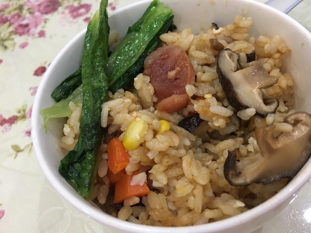 【电饭煲腊肠煲仔饭】