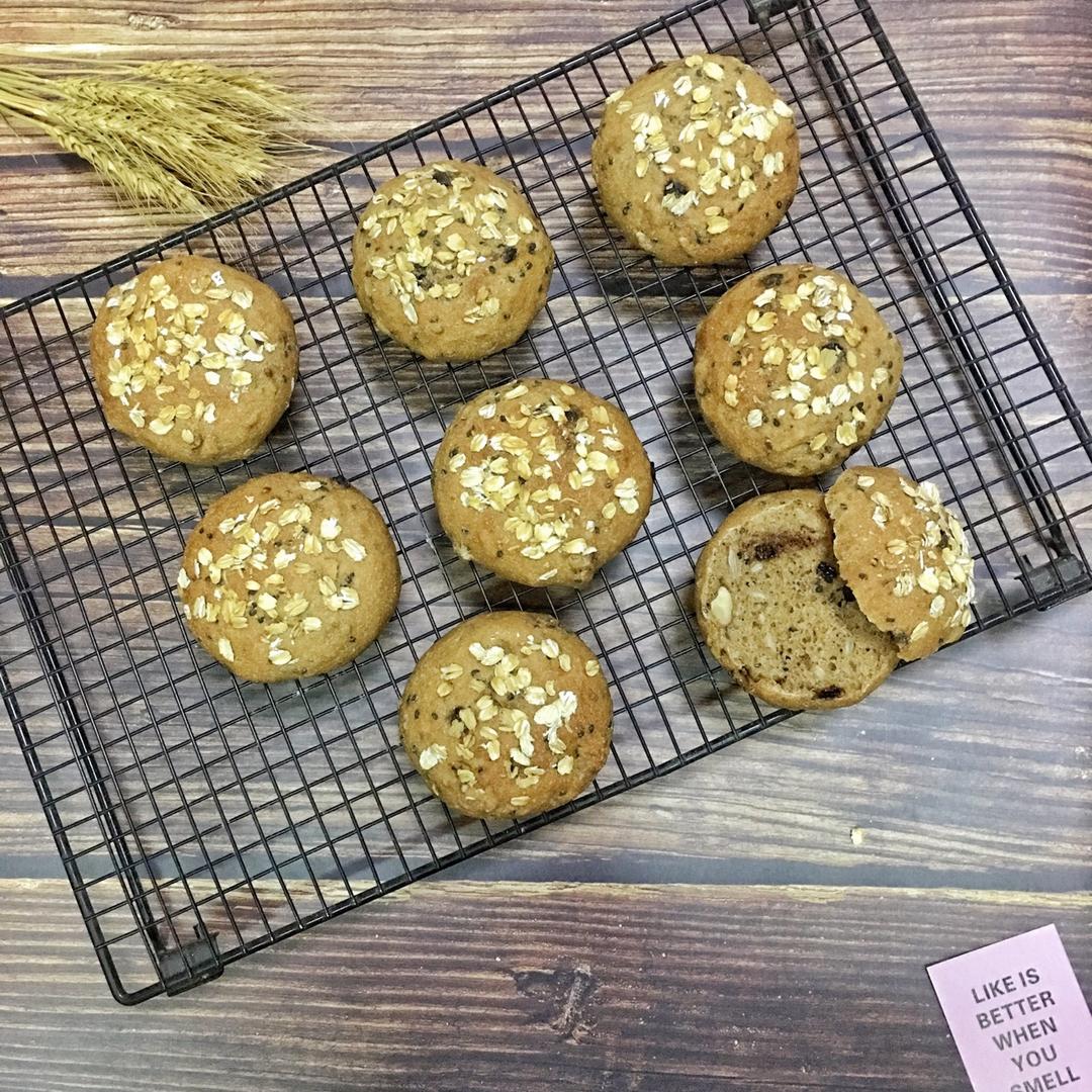 纯素什锦坚果小面包