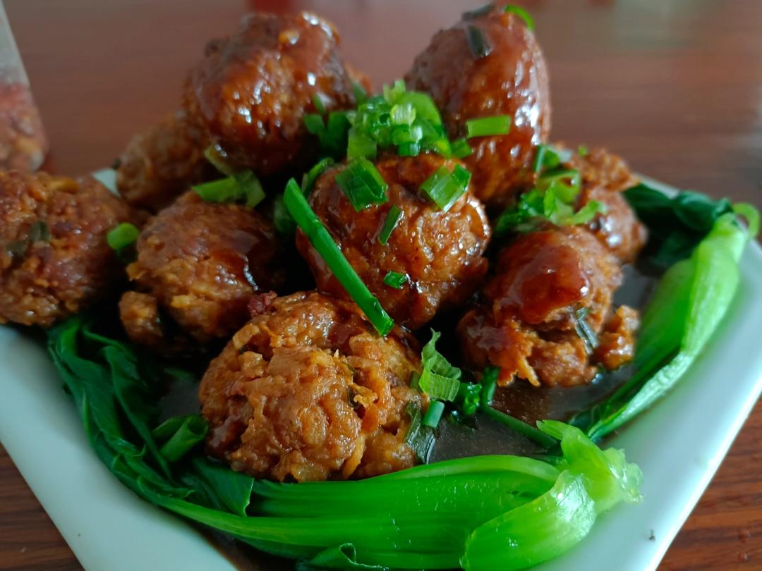 四喜丸子/红烧狮子头 Chinese Meatballs