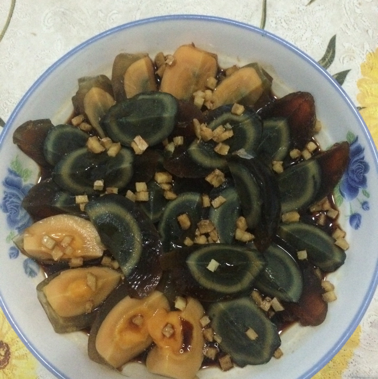 凉拌皮蛋