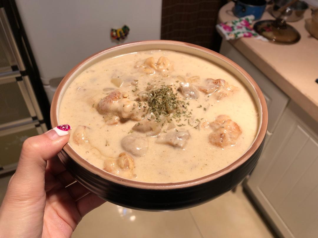 丝滑奶油蘑菇鸡