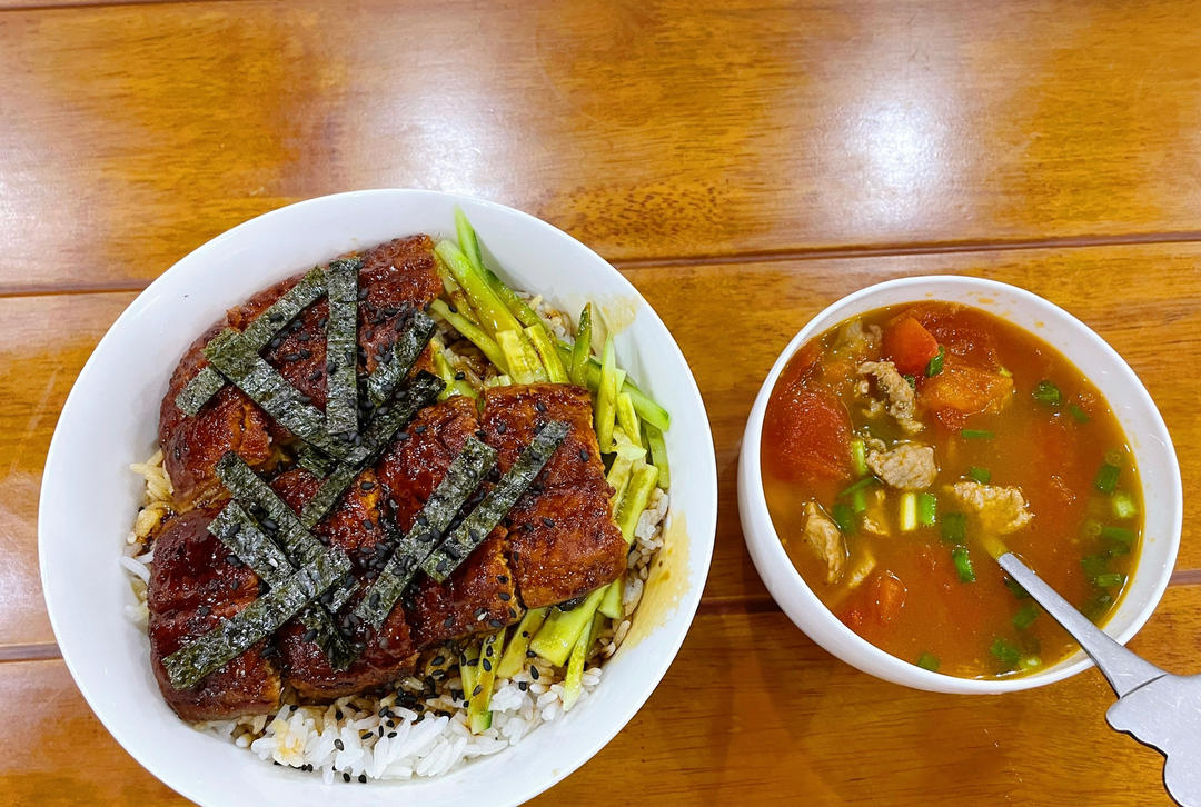 鳗鱼太贵，不如来试试好吃到爆的【素味鳗鱼饭】