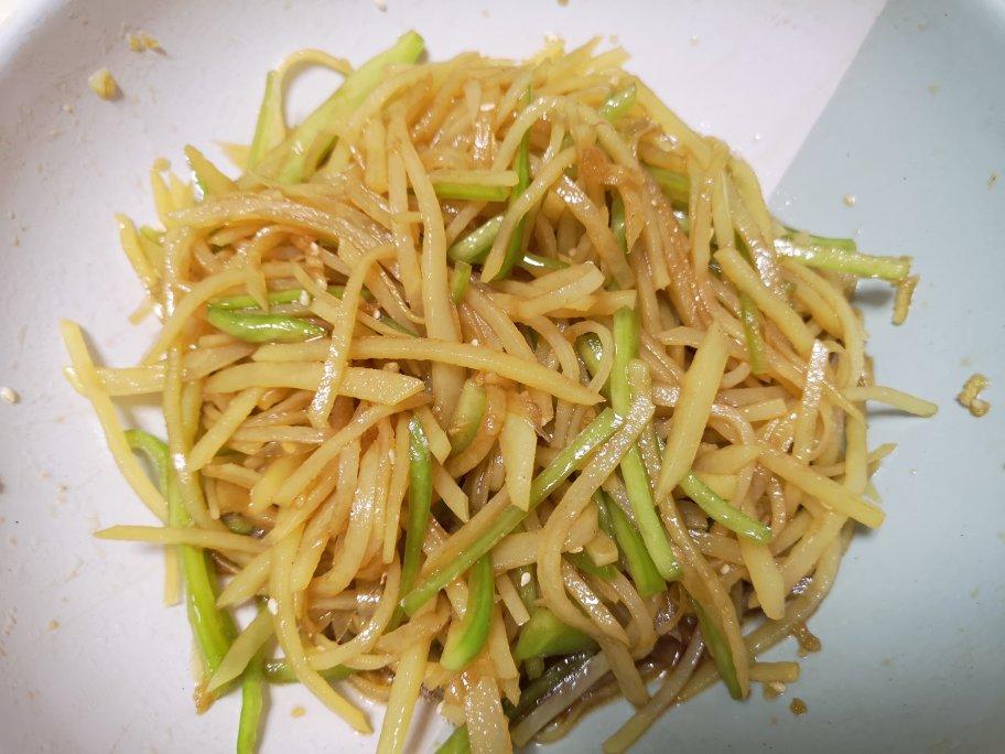 凉拌土豆丝