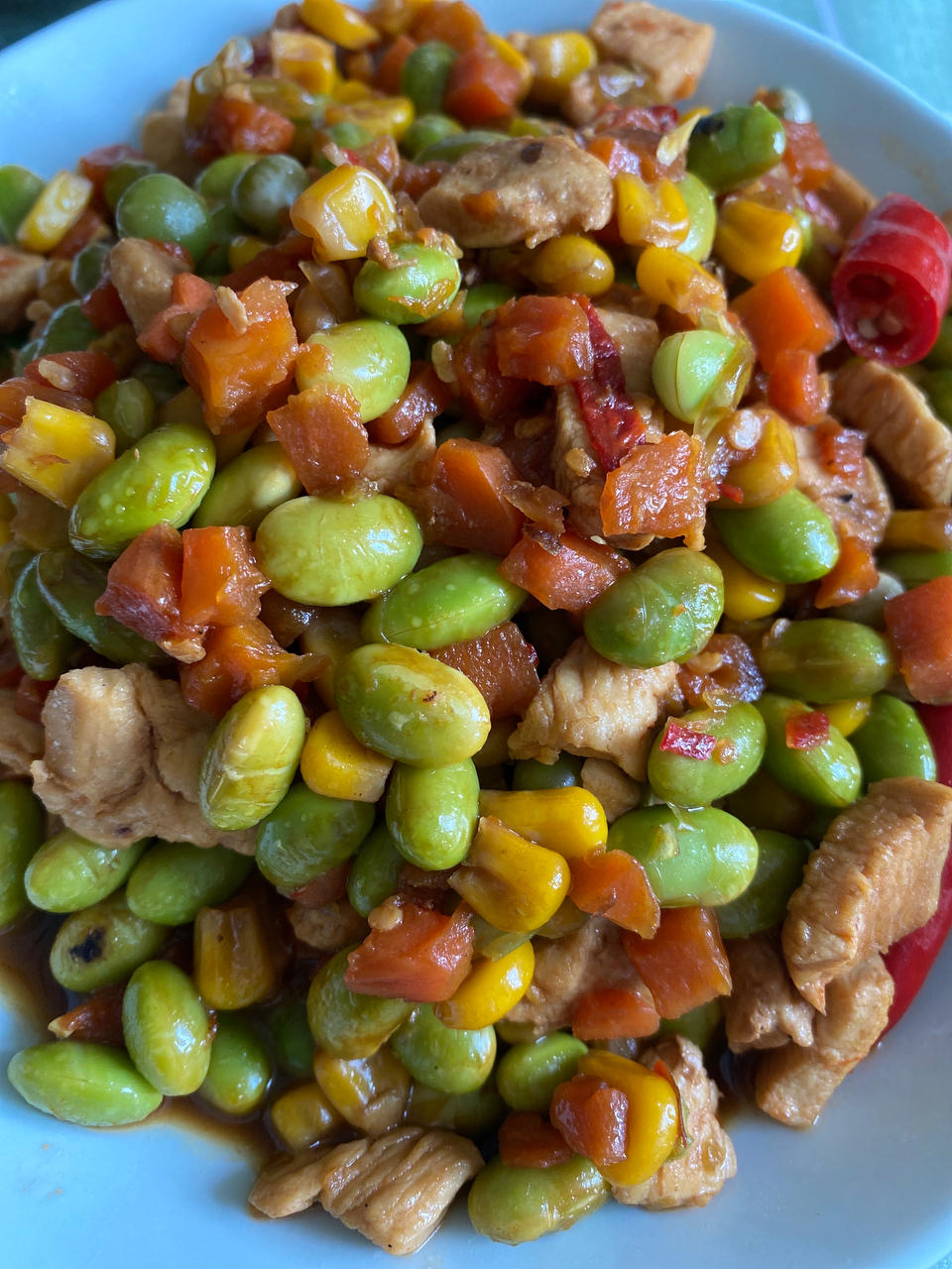 鸡胸肉炒三色蔬