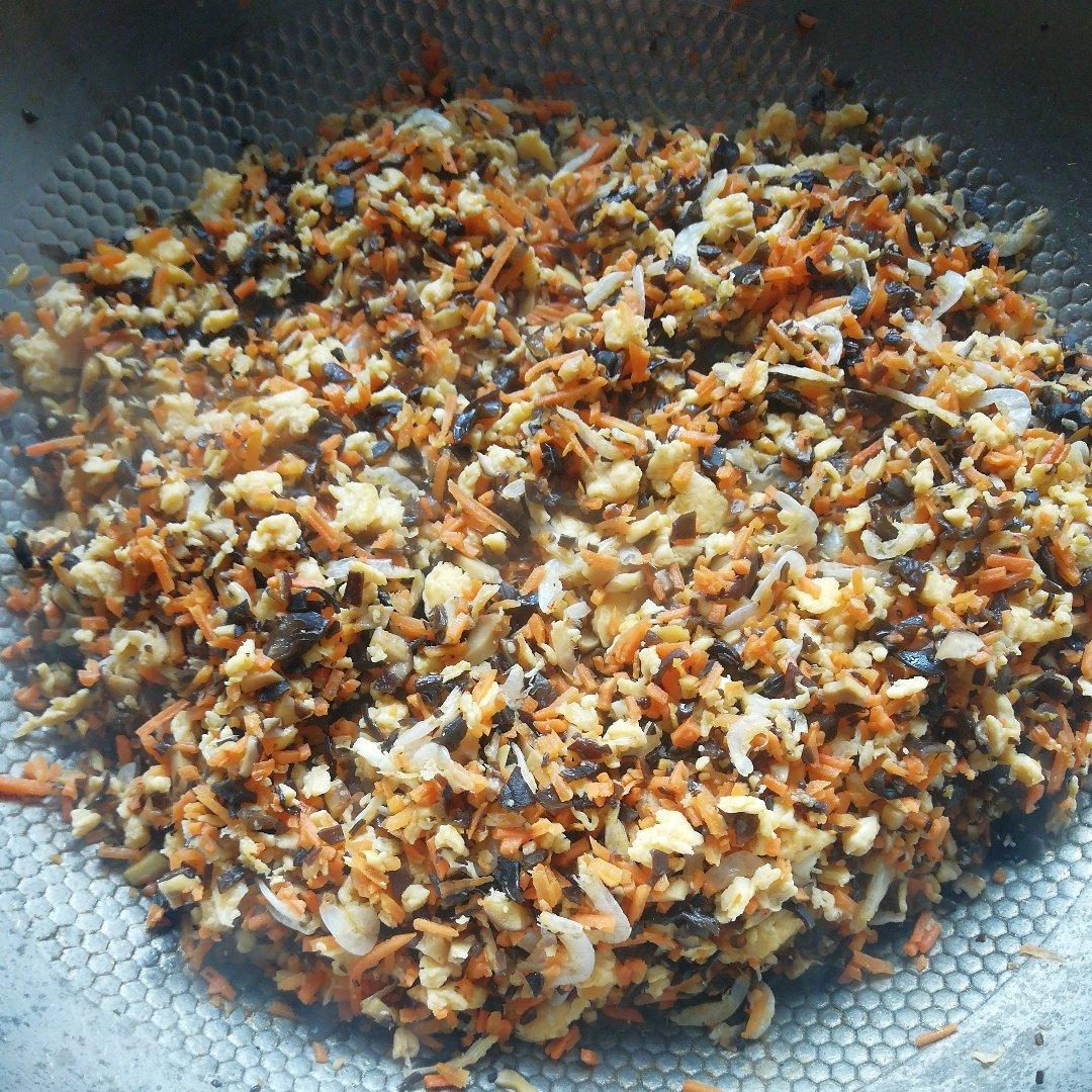 胡萝卜鸡蛋香菇木耳素馅饺子