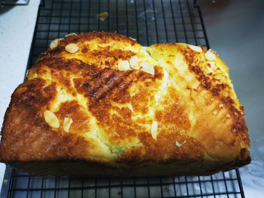 椰蓉吐司面包 Coconut Loaf