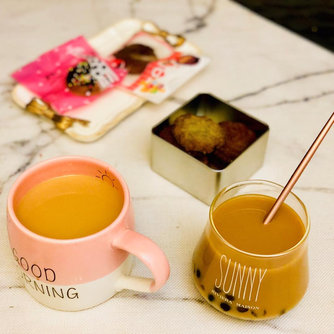 正宗港式丝袜奶茶-史上最强最详细的食谱！新增拉茶视频😍奶香茶靓！