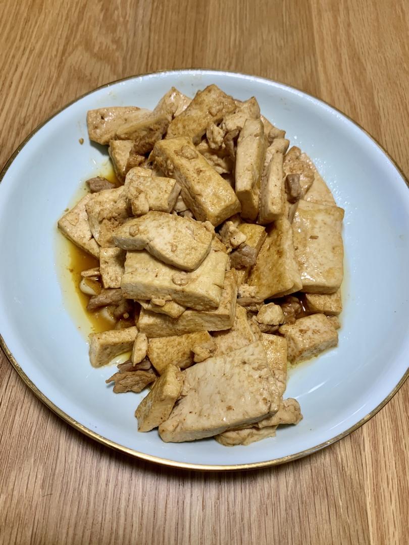 五花肉锅仔烧豆腐
