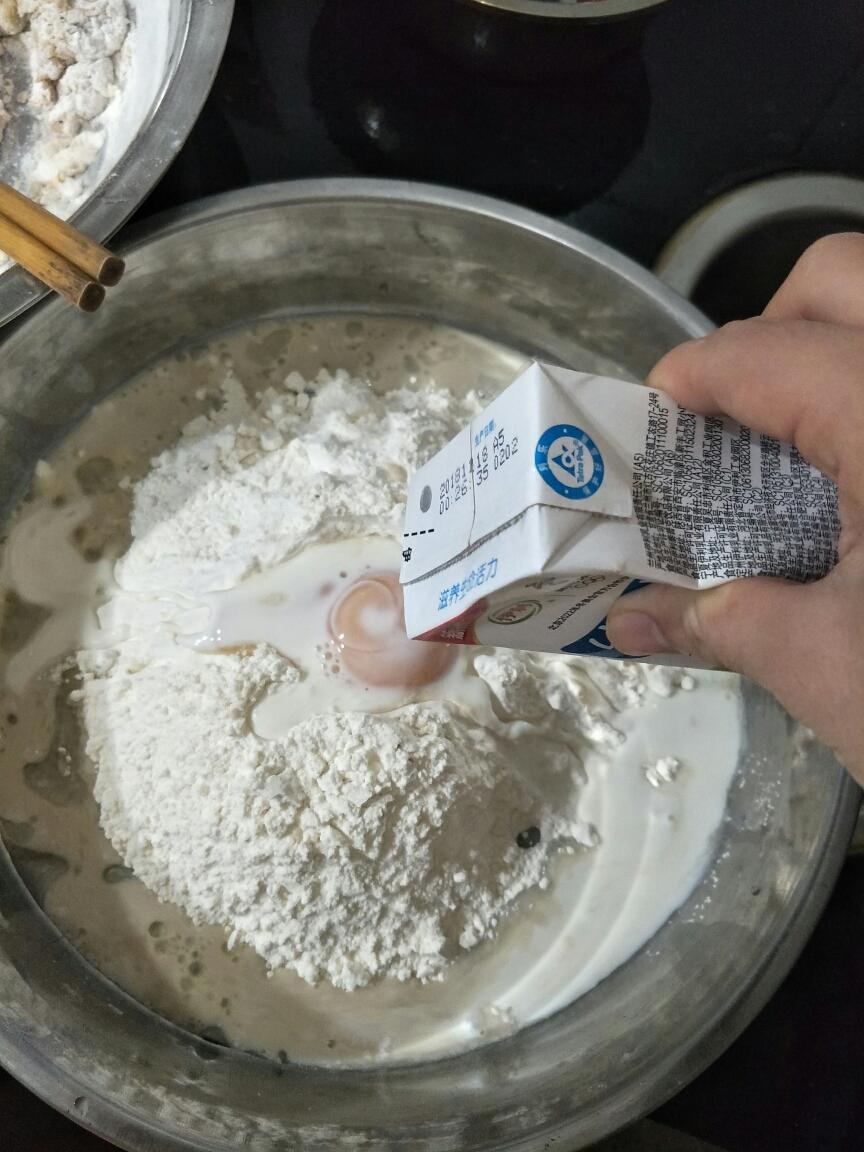 纯奶手撕吐司的做法 步骤1