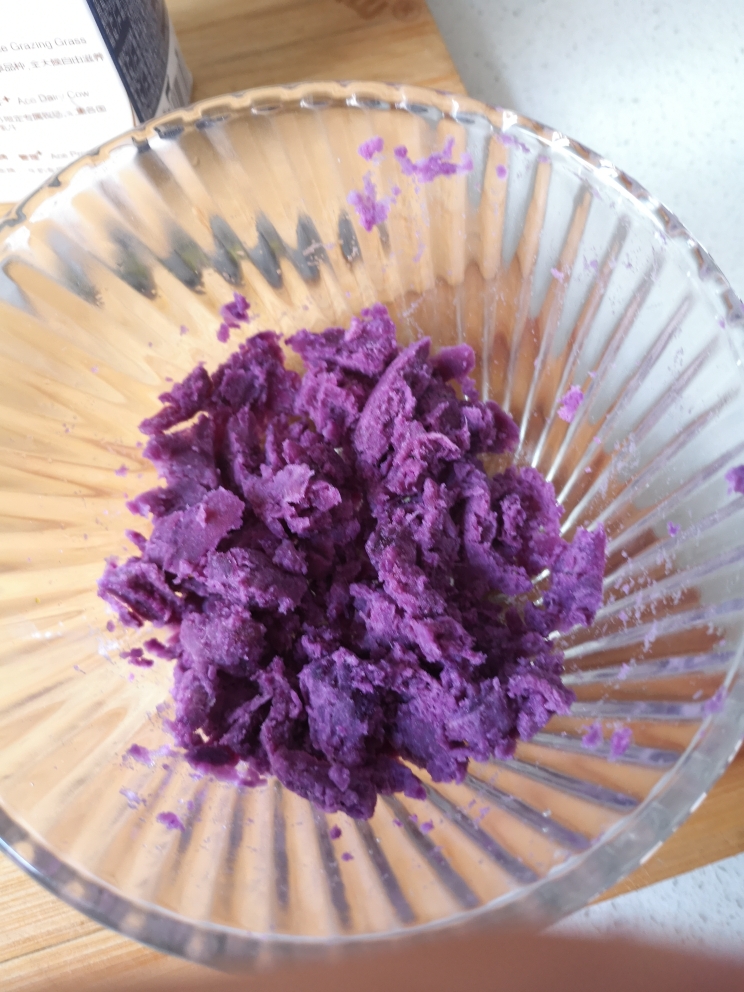 是你喜欢的全麦紫薯饼的做法 步骤1