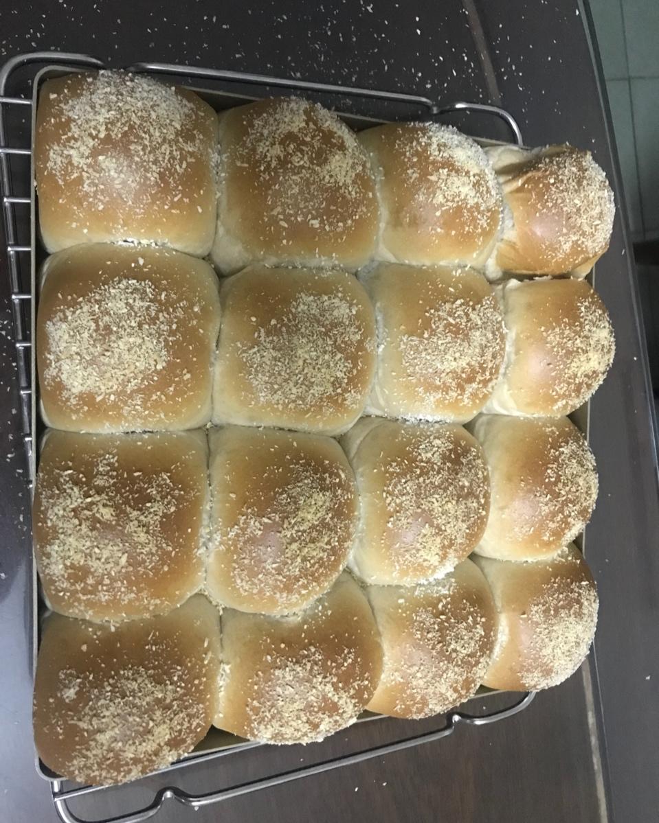 鲜奶油小餐包（一次发酵）