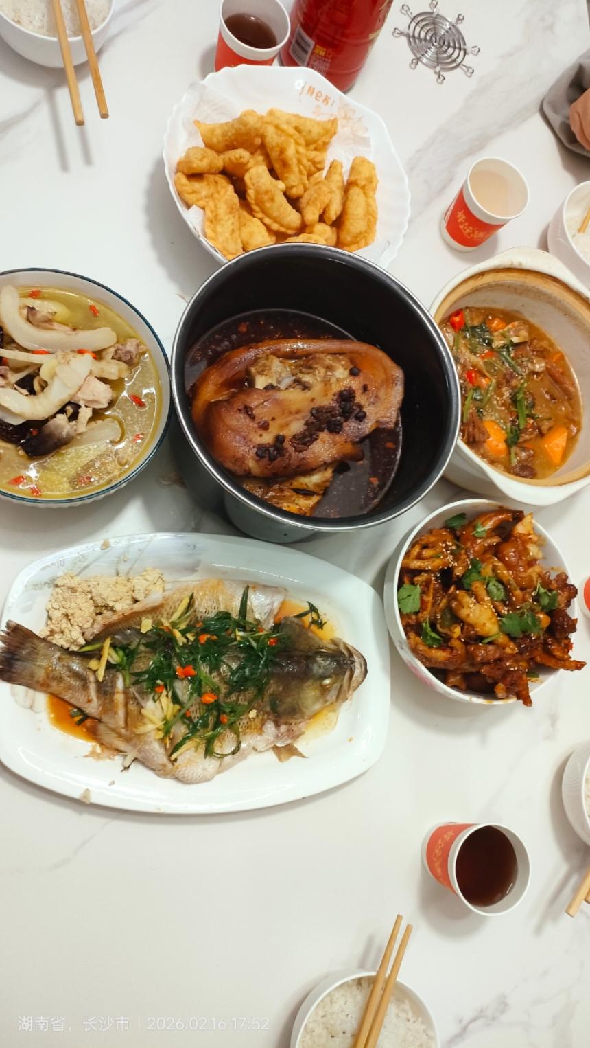 节日零食—炸酥角