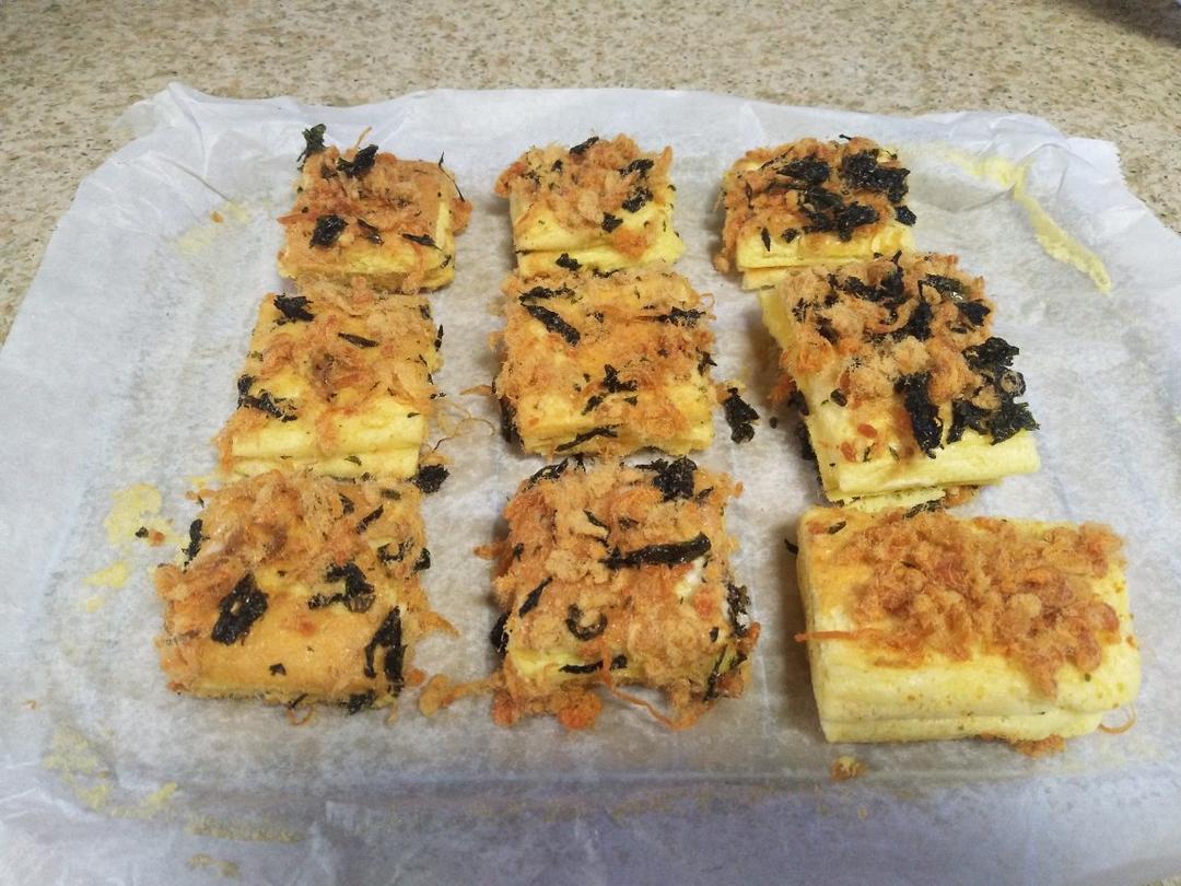美味海苔肉松小贝