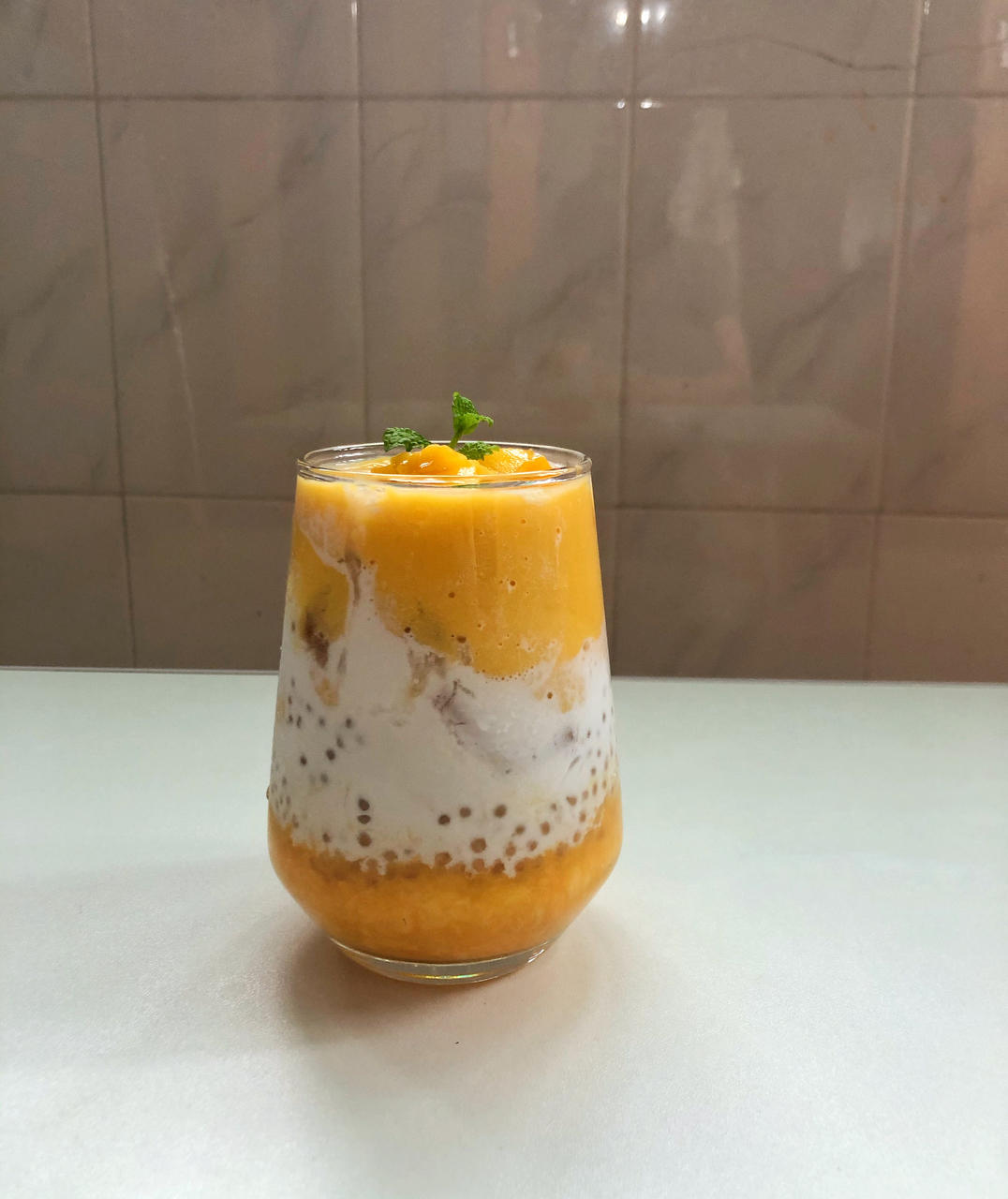 《Tinrry+》超多肉的啵啵杨枝甘露，夏日网红快乐水！