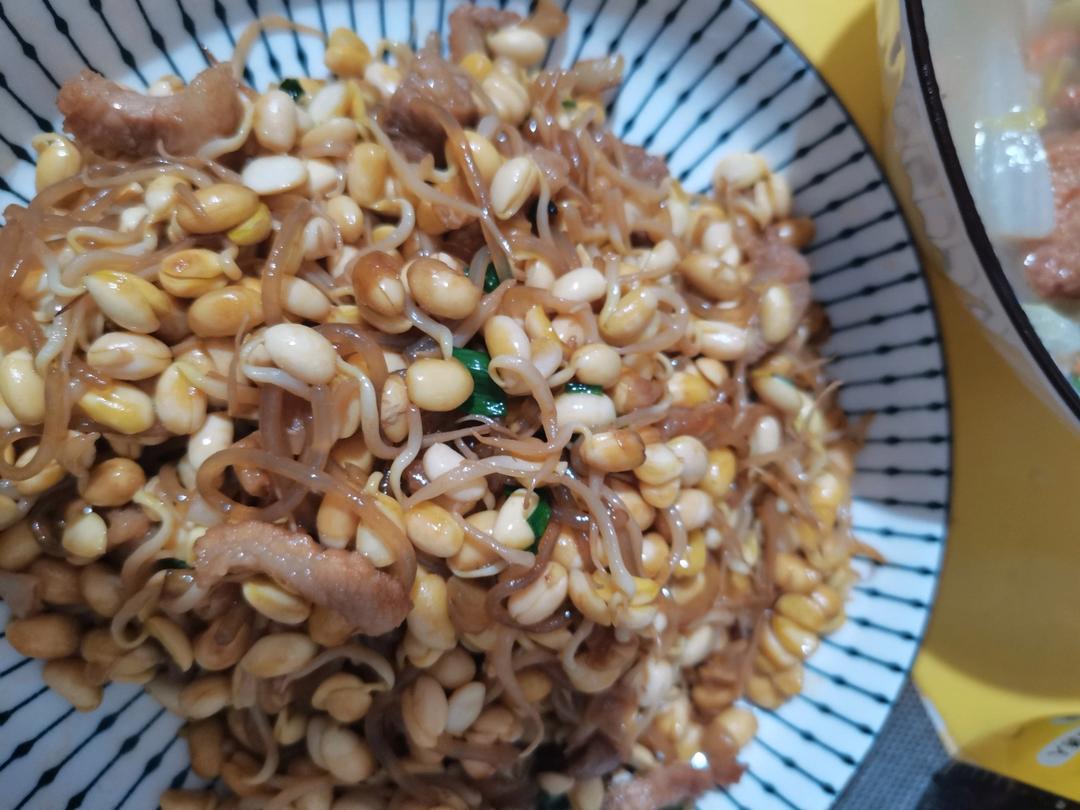 黄豆芽炒粉条