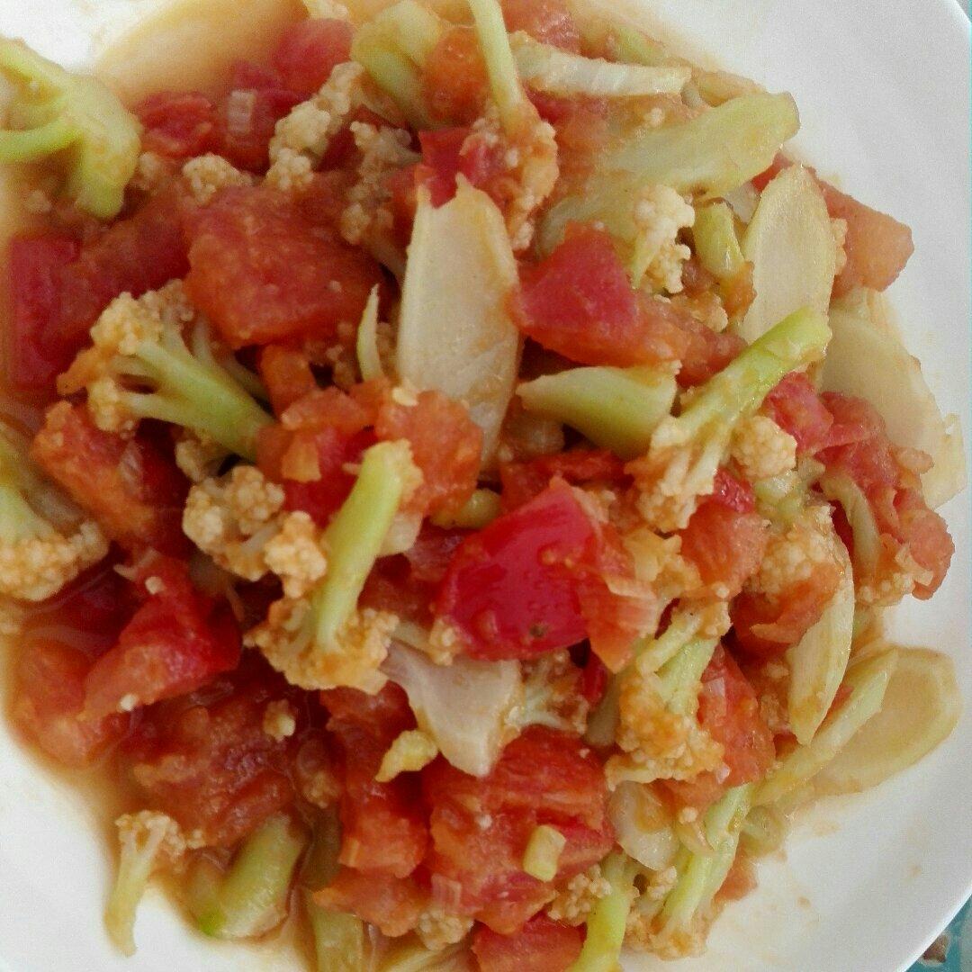 西红柿炒菜花