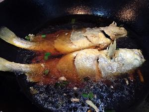 老丁的私房菜-红烧黄花鱼的做法 步骤6