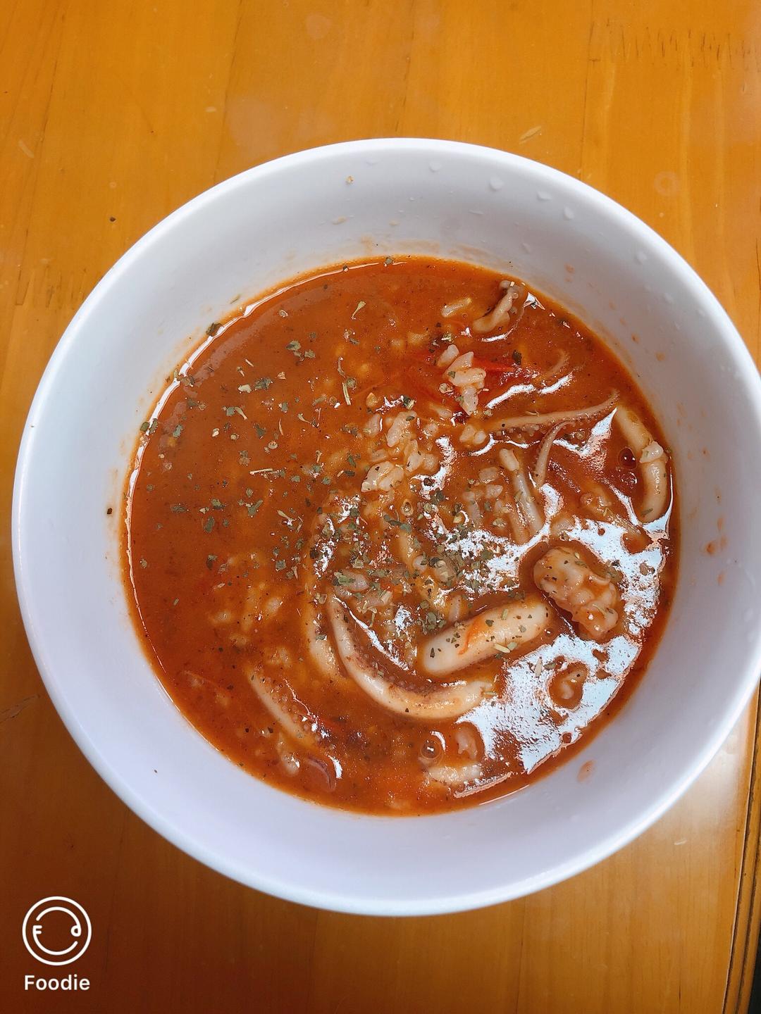萨利亚的海鲜泡饭