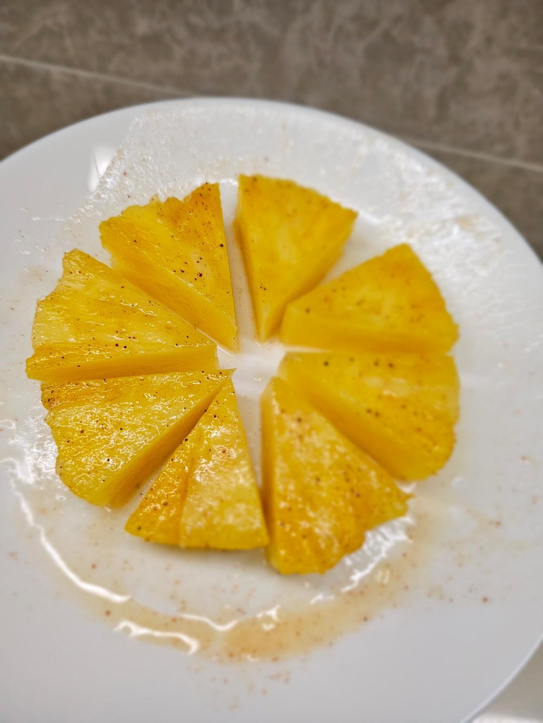 蜜汁烤菠萝【北鼎烤箱食谱】