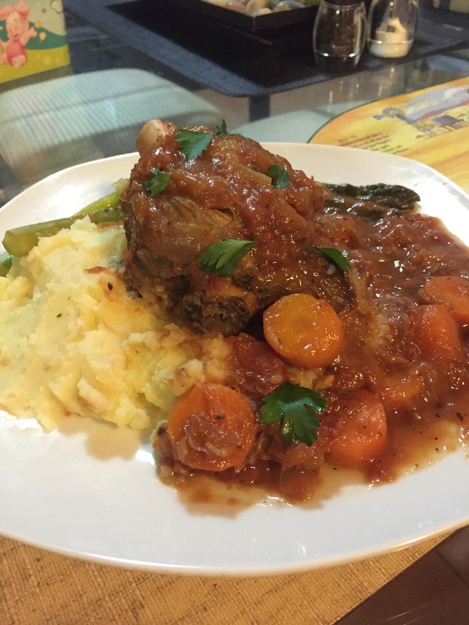 Braised Lamb Shanks的做法