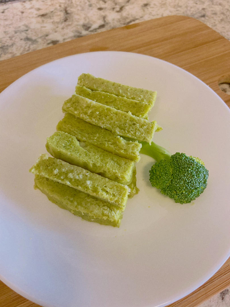 宝宝辅食：西兰花蒸糕