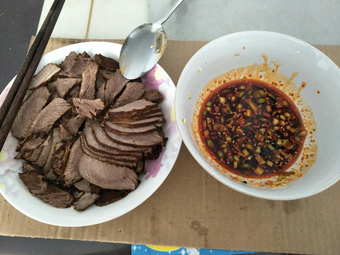 凉拌牛肉