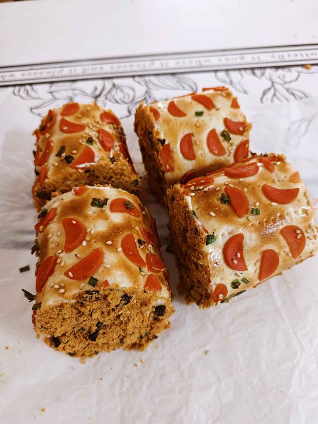 香葱肉松面包卷！面包店经典~咸香松软好吃哭！