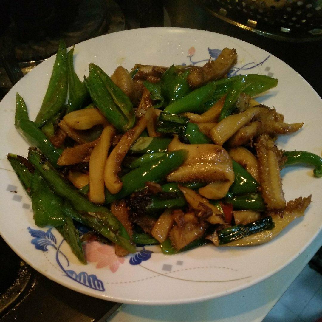 双椒炒牛肚丝