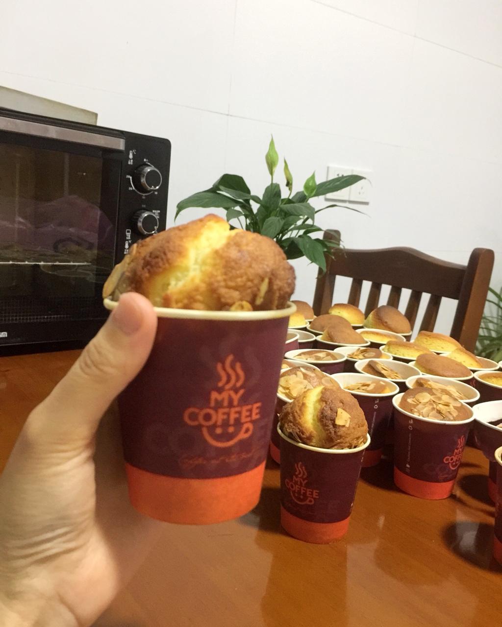 香气扑鼻的杏仁麦芬muffin