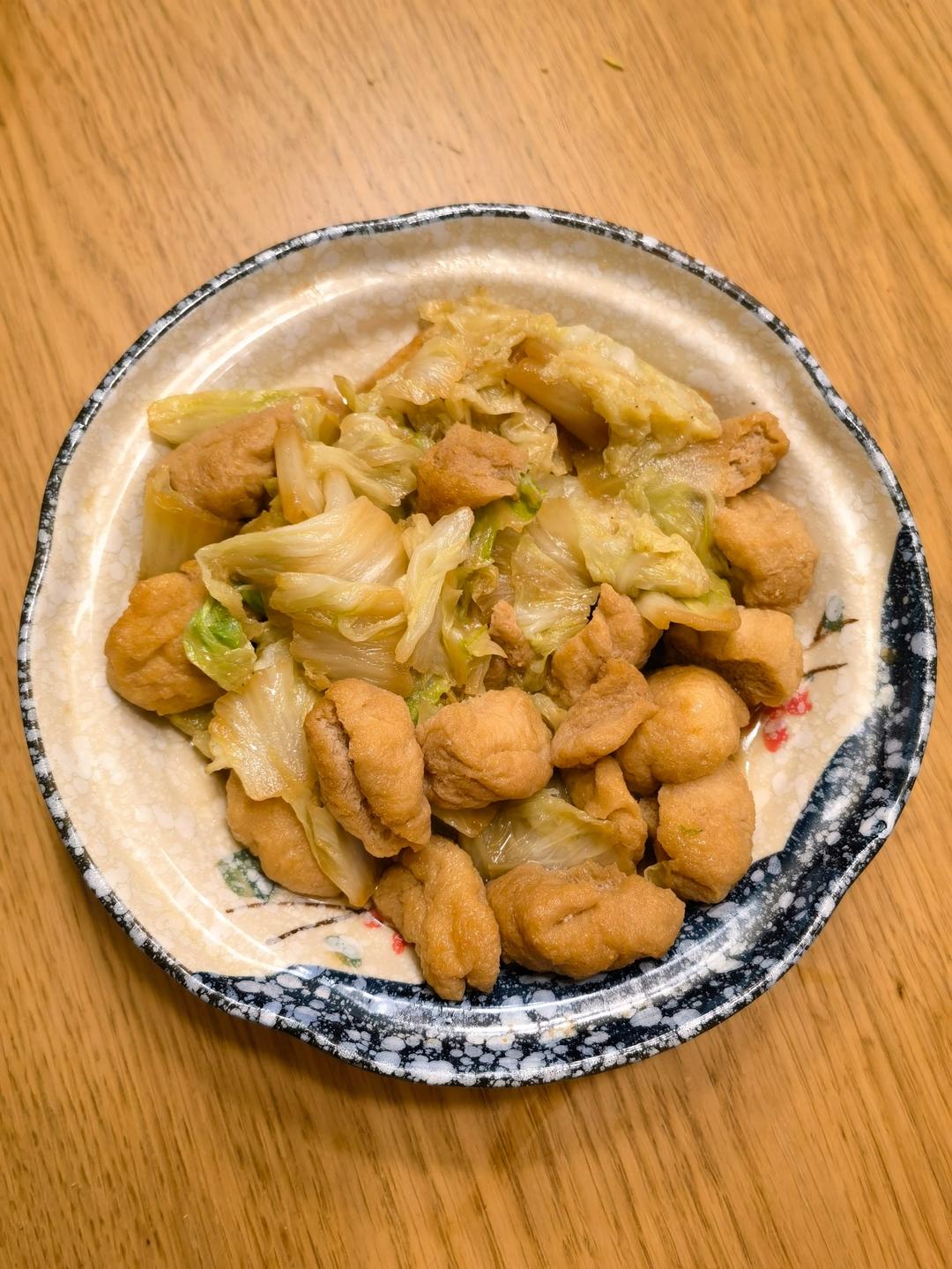 好吃到连汤汁都不剩的白菜焖豆泡，给肉都不换