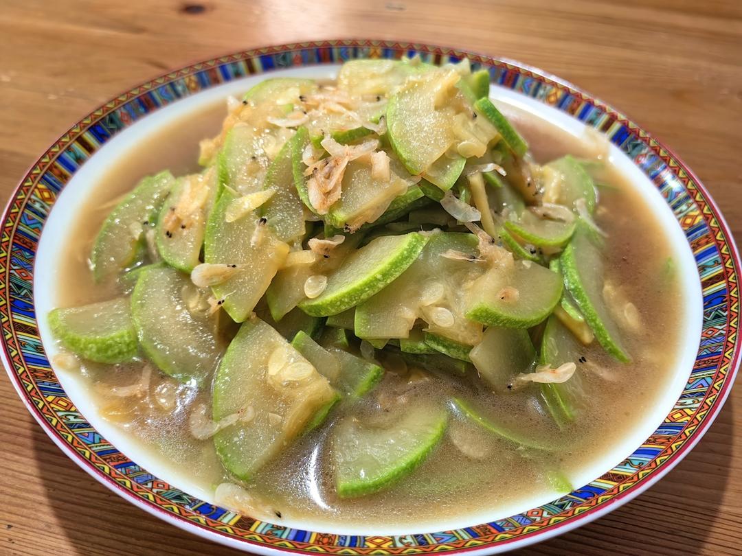 家常云南小瓜炒虾皮