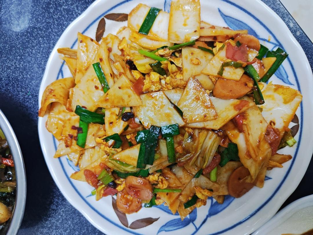 闻着味就香醒的【腾冲炒饵块】！一周吃7次都嫌少！