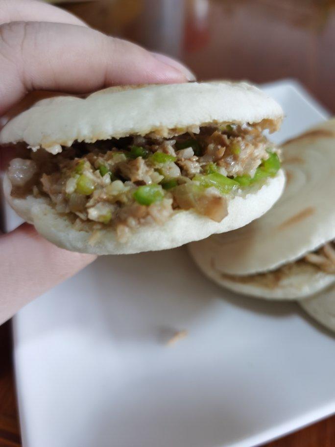 腊汁肉夹馍