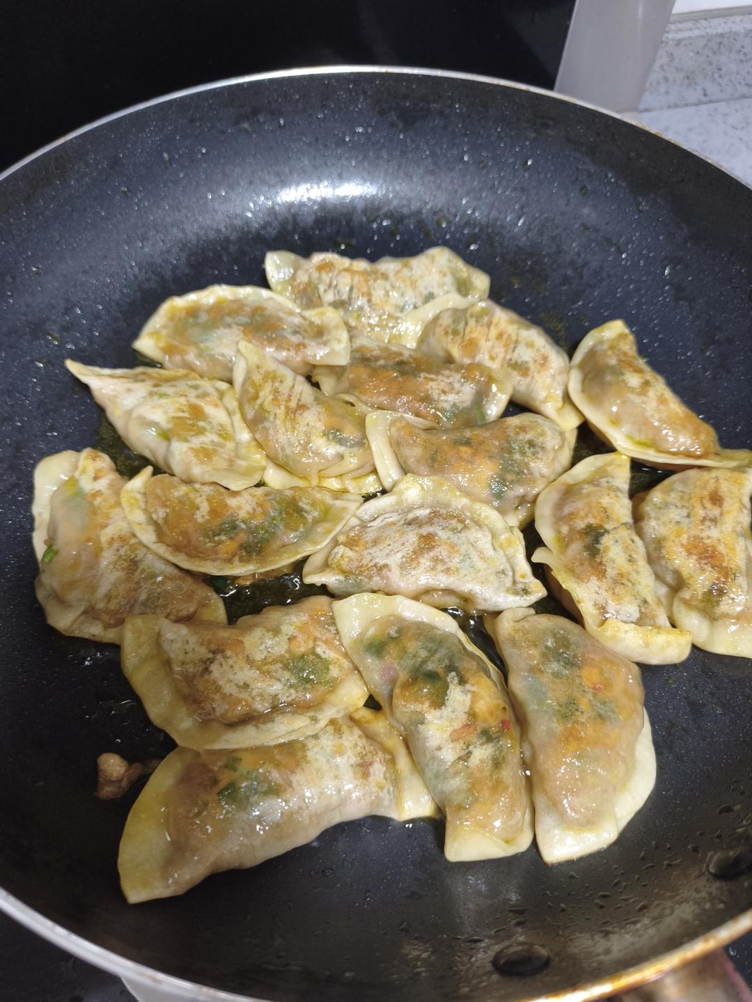 臭豆腐煎饺