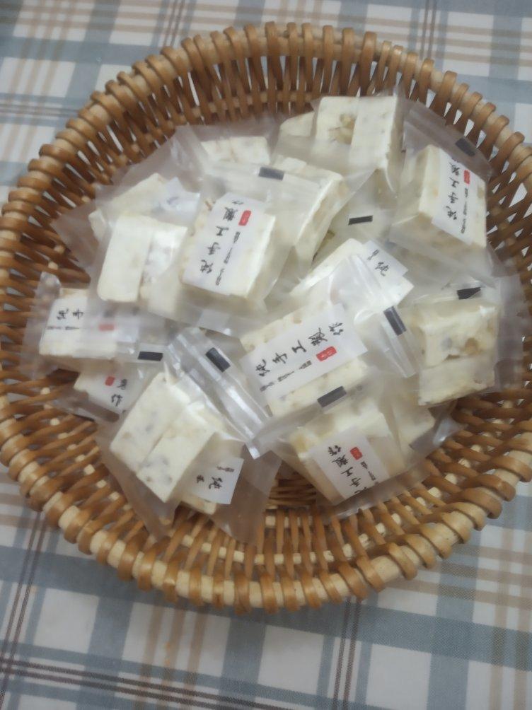 不用黄油的低热量牛轧糖