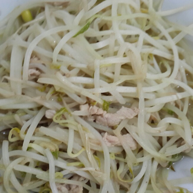 绿豆芽炒瘦肉
