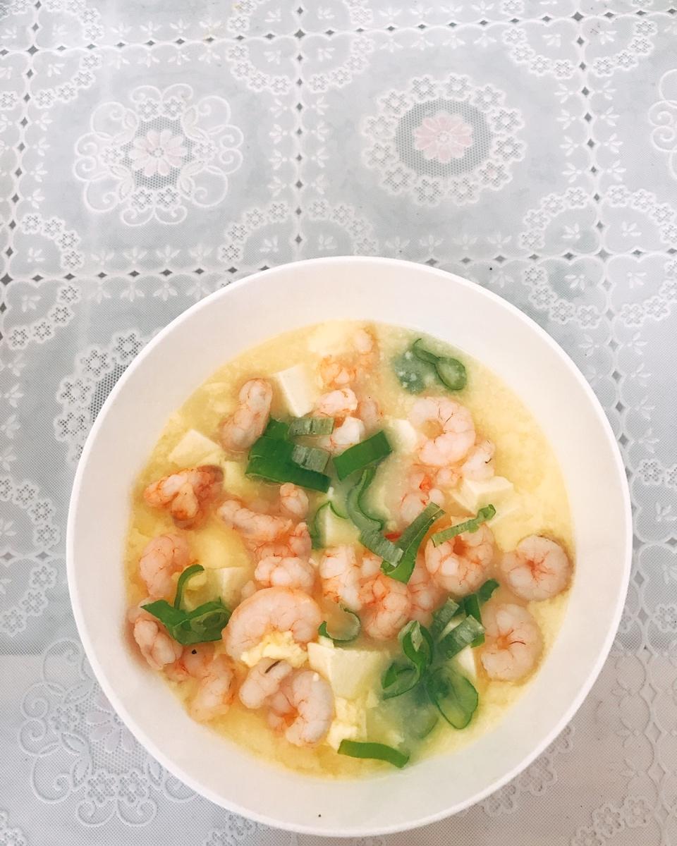 减肥也能吃虾仁豆腐蒸水蛋