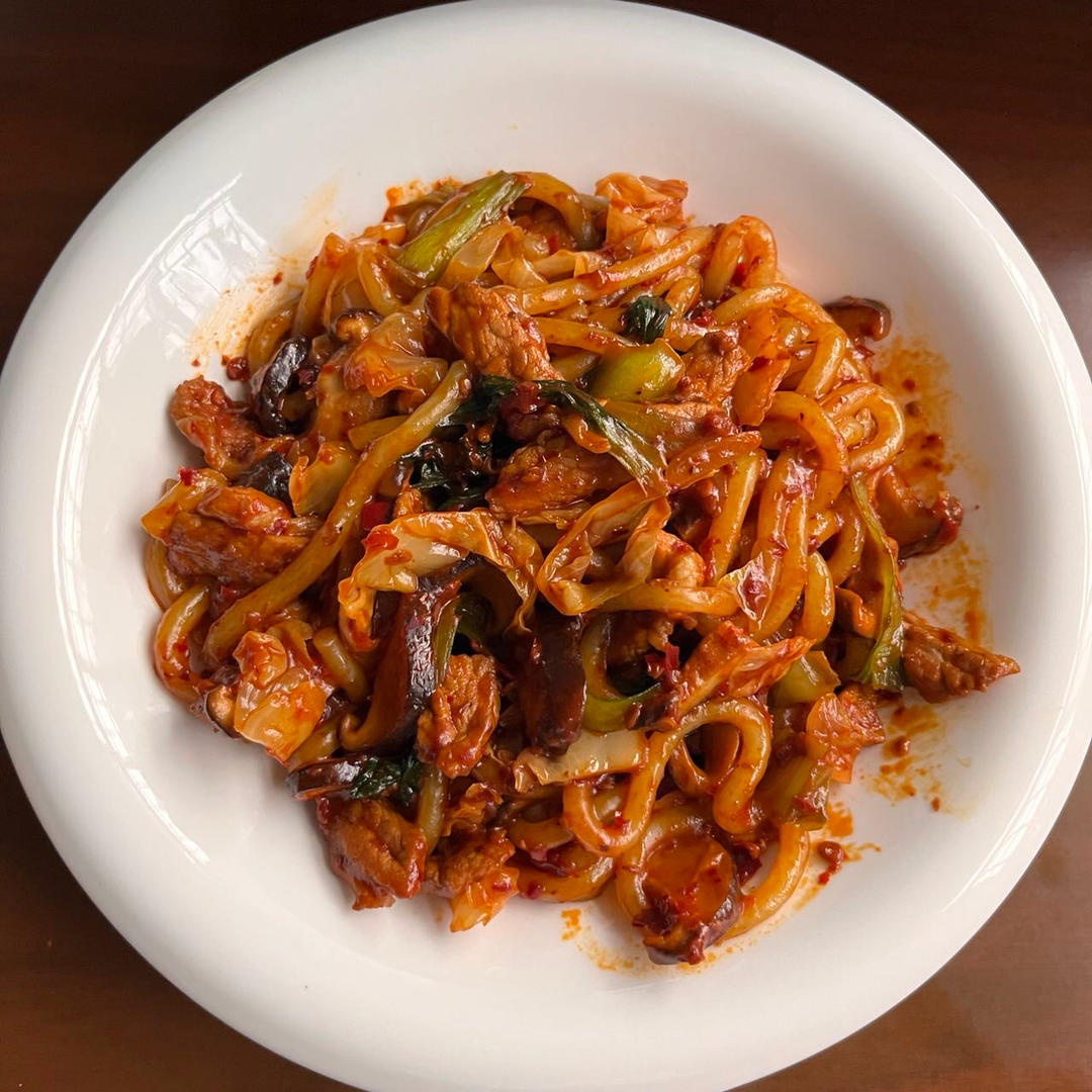 刺激灵魂：新疆爆辣炒米粉🍜