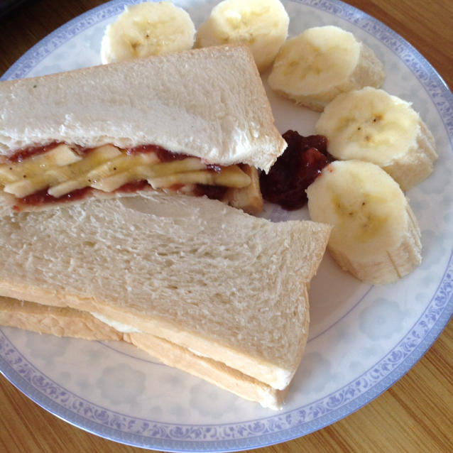 香蕉双享三明治