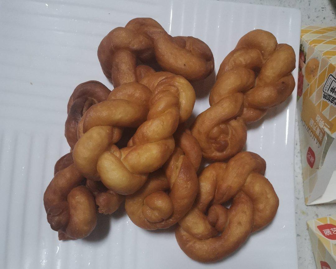 超级松软的奶香麻花