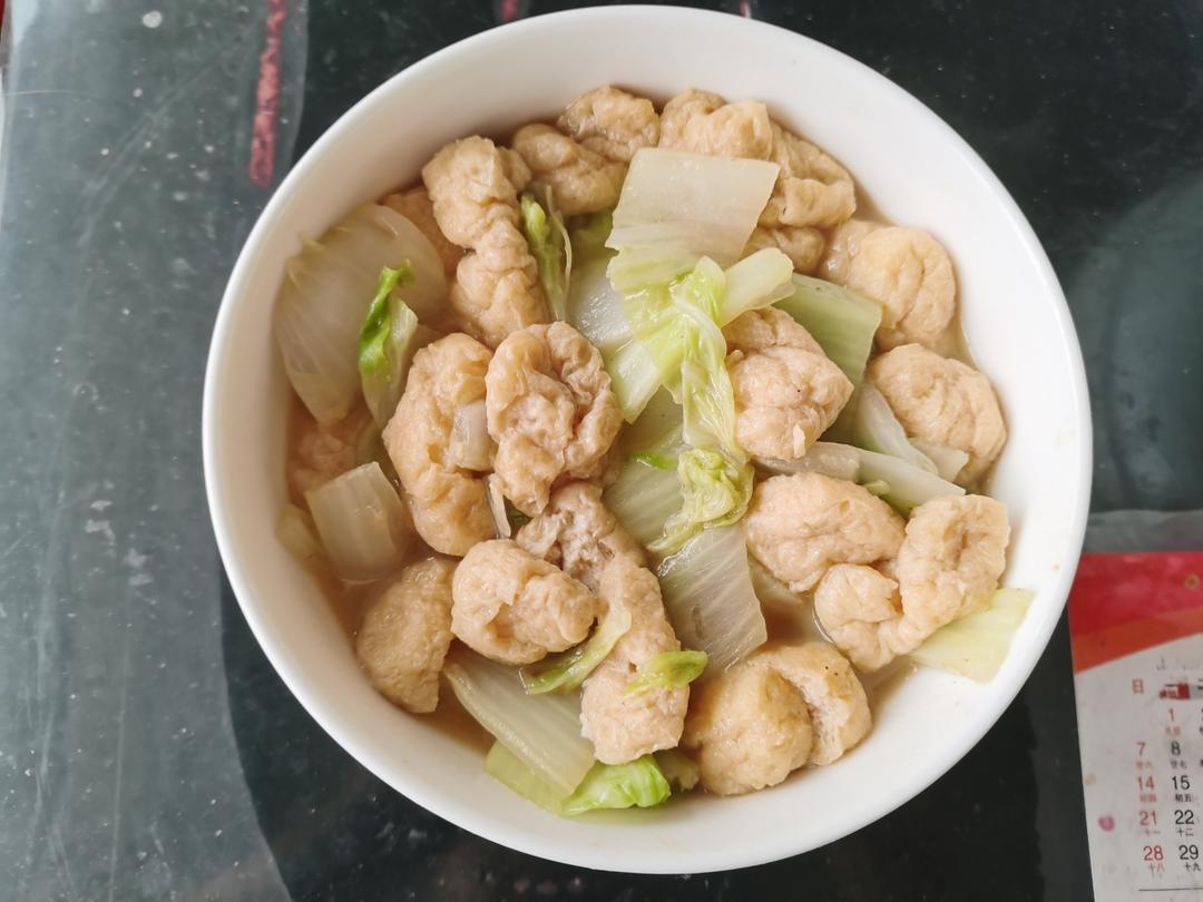 好吃到连汤汁都不剩的白菜焖豆泡，给肉都不换
