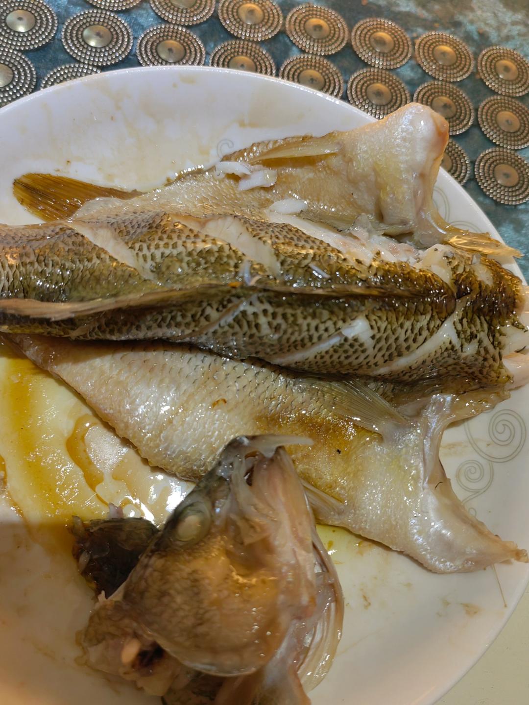 清蒸鲈鱼