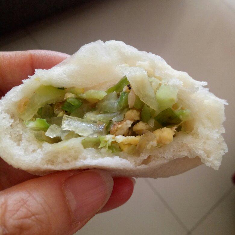 会连续吃八个的萝卜馅饼
