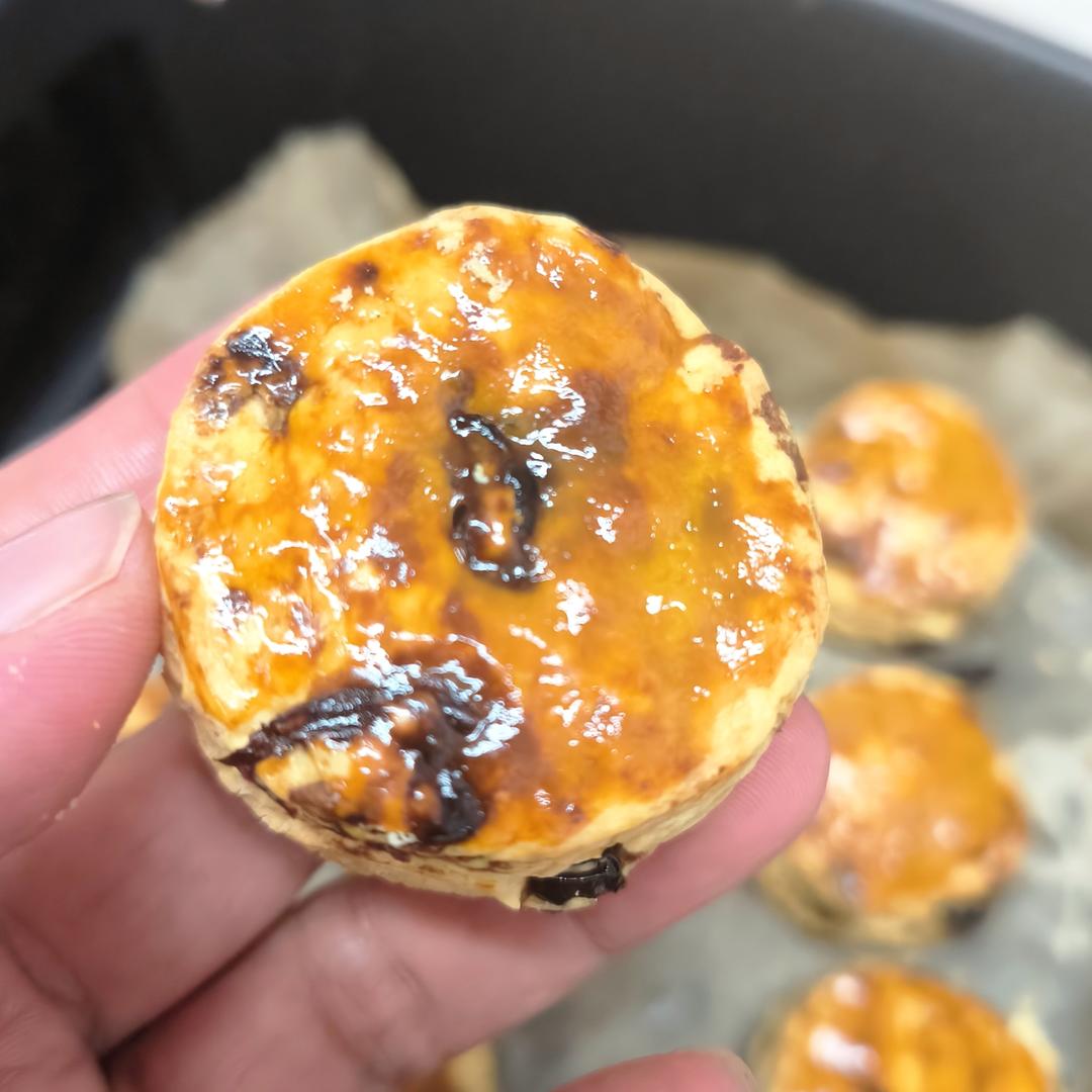 简单的蔓越莓淡奶油小司康