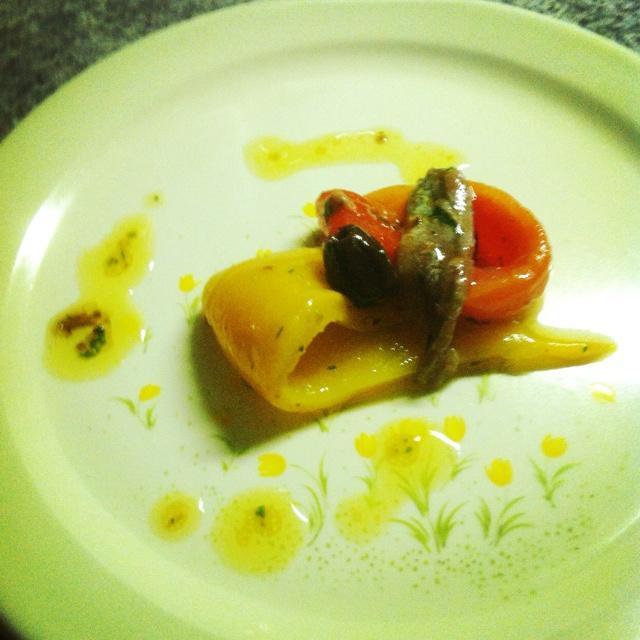前餐版-鳀鱼甜椒加橄榄的做法